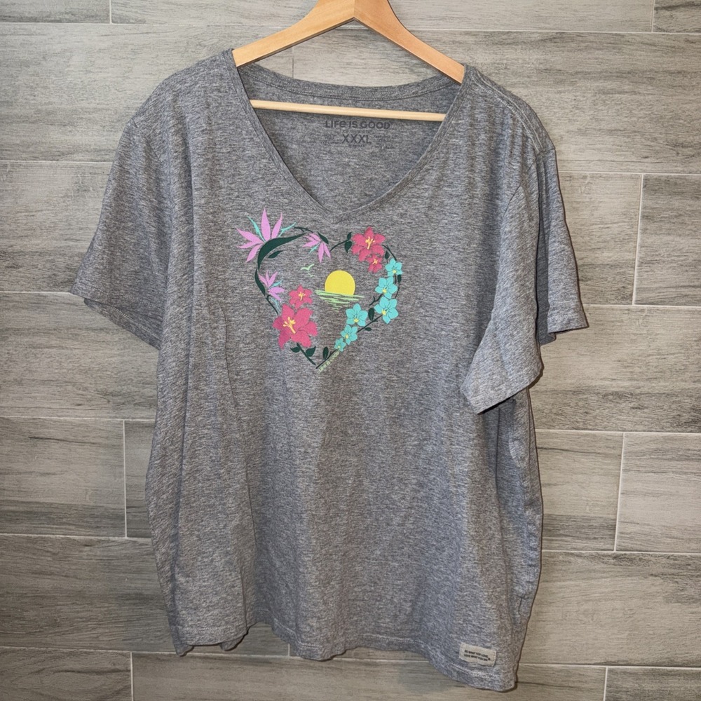 Life is Good Women's V-Neck Crusher Lite SS Tee XXXL Gray Floral Heart Sun Set